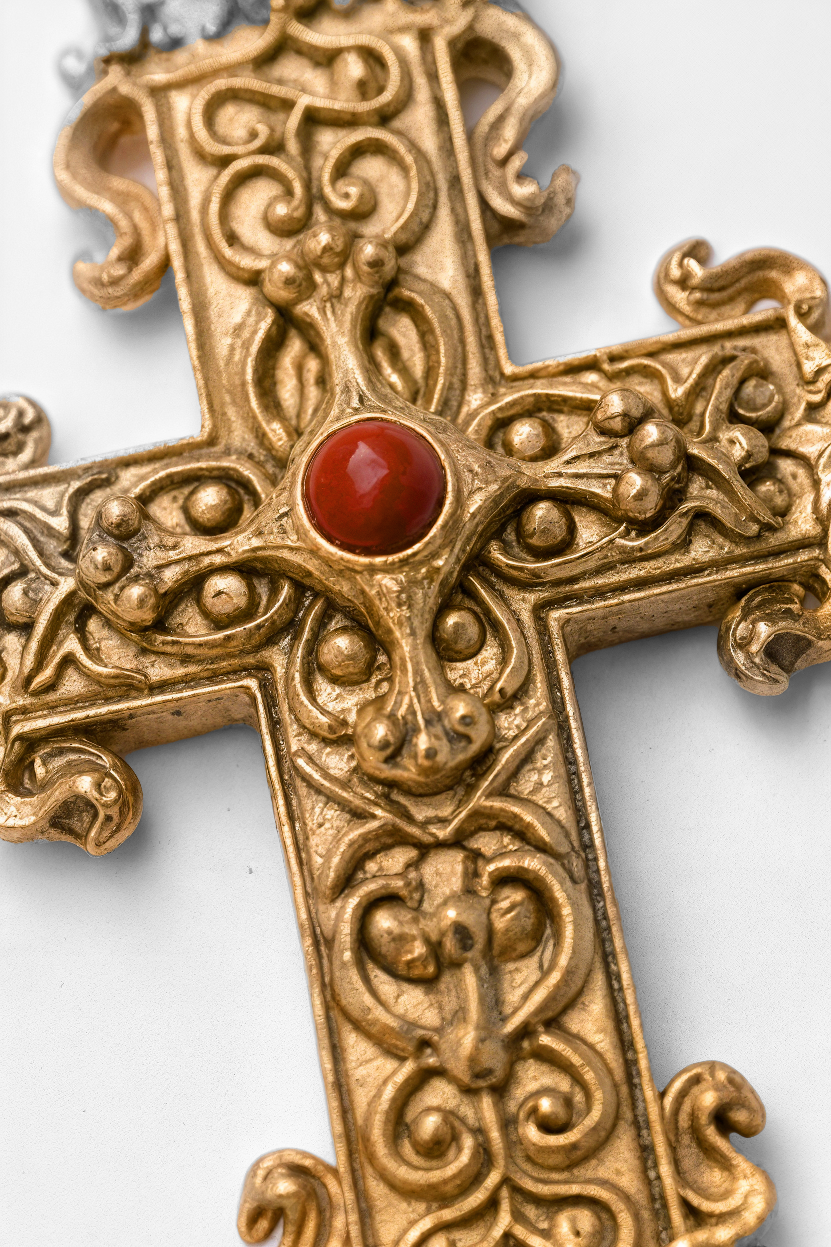 "Eye of Passion" Cross Pendant image 3